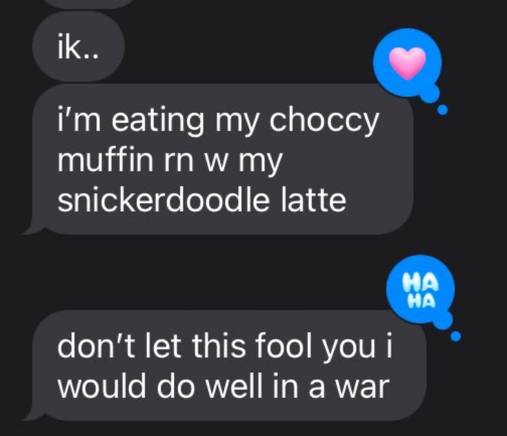 serie de mensagens onde quem envia diz que esta comendo cookies de chocolate, e depois pede pra que você não se engane pois ele ia se dar bem na guerra